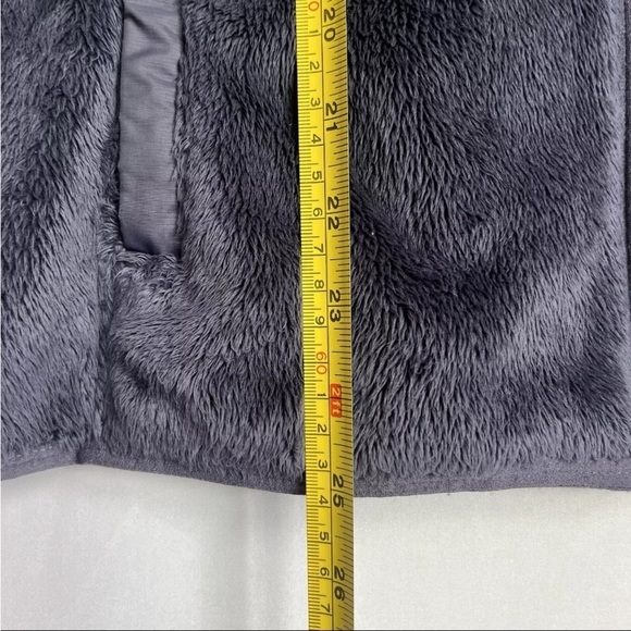 The North Face Women Sz S Vest Faux Fur Purple Full Zip Pockets Outerwear READ - Picture 12 of 13